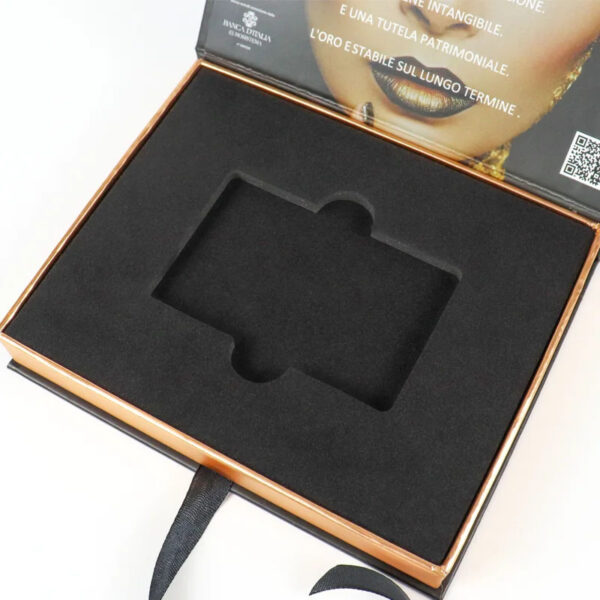 Cosmetic VIP Membership Card Gift Box with Foam Insert Cosmetic VIP Membership Card Gift Box with Foam Insert