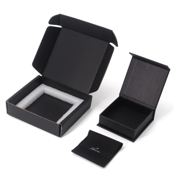 Luxury Black Jewelry Mailer Packaging Box with Foam Insert