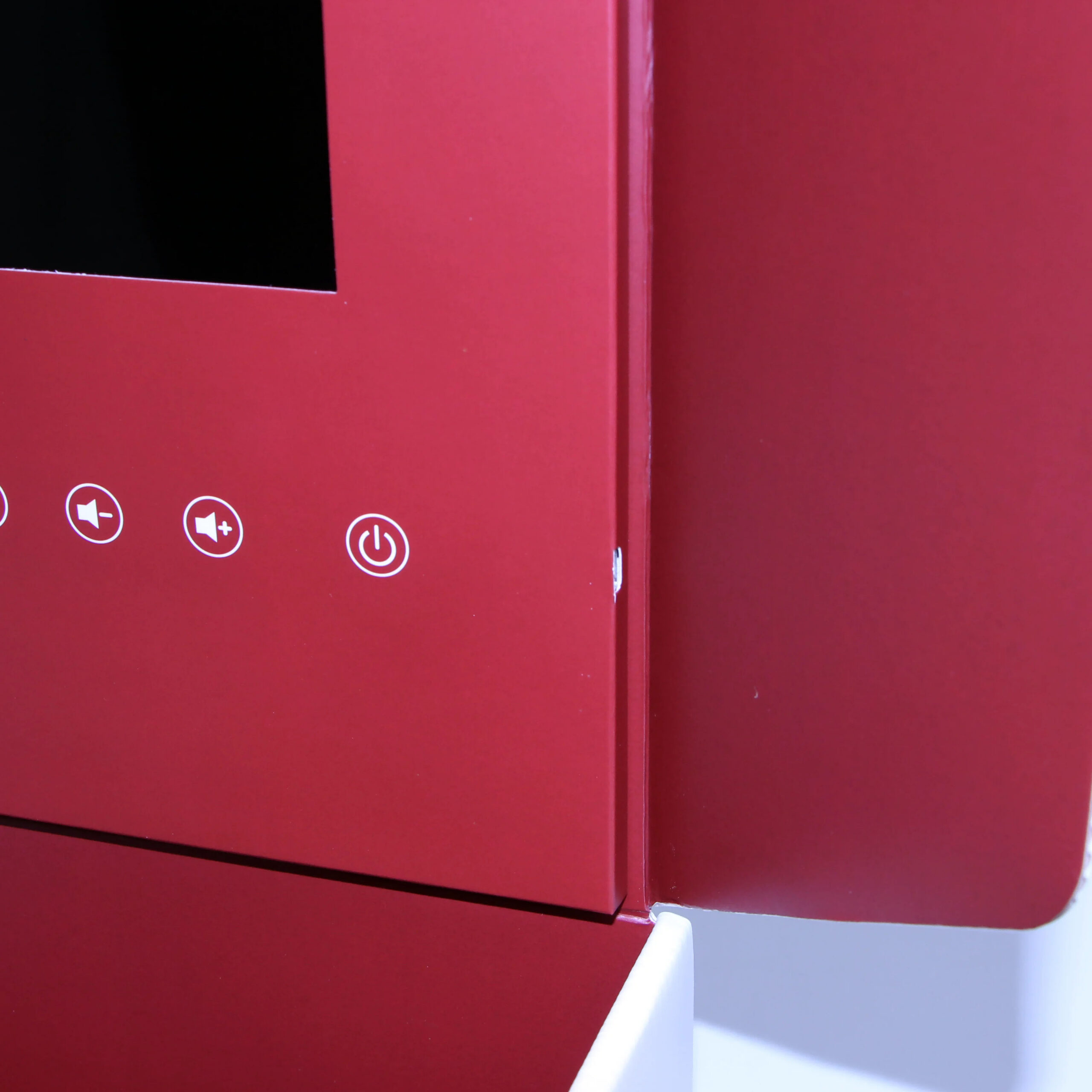 Shipping Mailer Boxes with Video LCD Screen